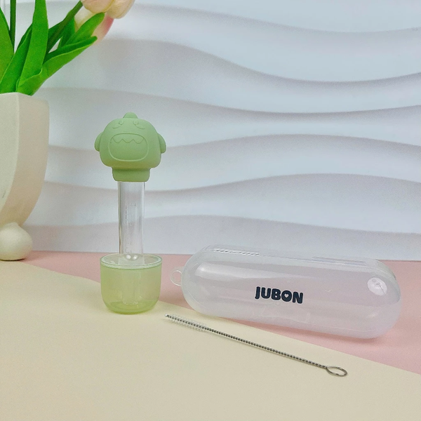Dụng cụ bón sữa Jubon 6ml có chia vạch, kèm cọ vệ sinh (màu ngẫu nhiên)