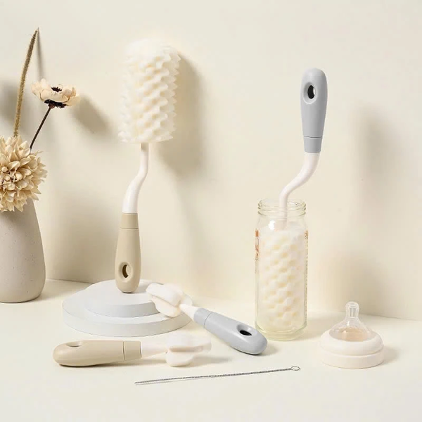 Set cọ xốp 3 chi tiết (màu ngẫu nhiên)