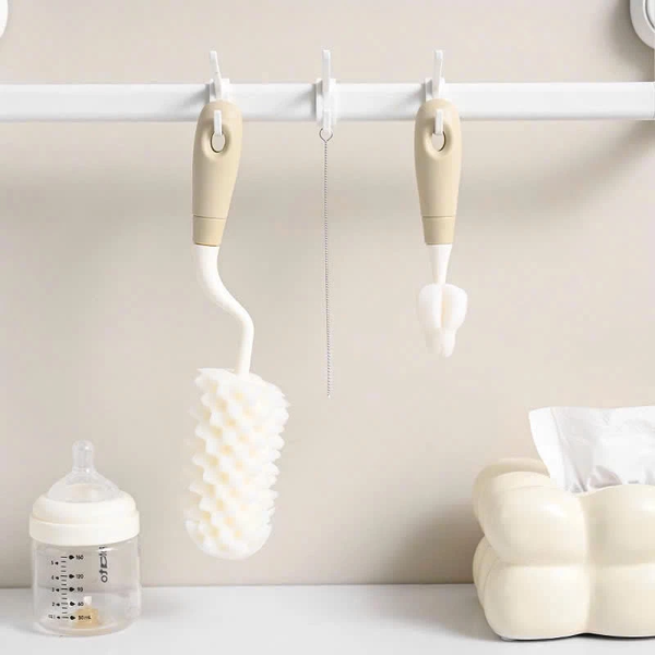 Set cọ xốp 3 chi tiết (màu ngẫu nhiên)