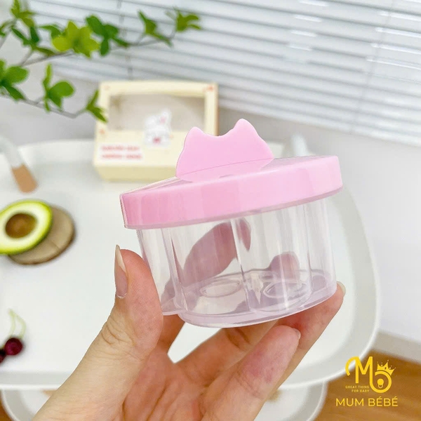 Khuôn hấp chống dính 4 chi tiết Mumbebe hình động vật kèm chổi phết dầu