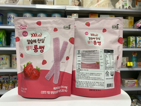 Bánh gạo lứt THANH DÀI Mom's Care Dâu Tây 30g
