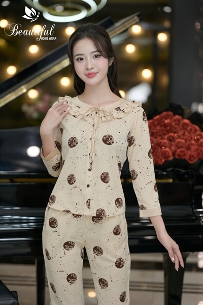 Y585C Lụa tuyết tay lỡ BE cổ bèo 2 tầng vòng sau