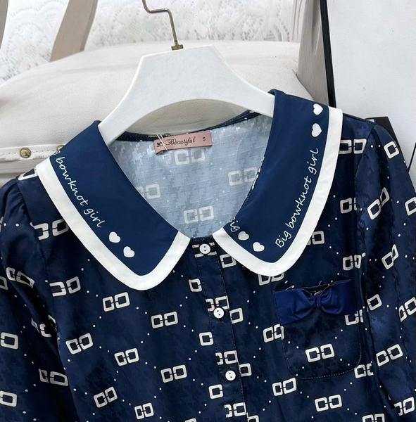 Y859B Lụa Gấm tay dài XANH THAN chữ G cổ bèo vòng sau