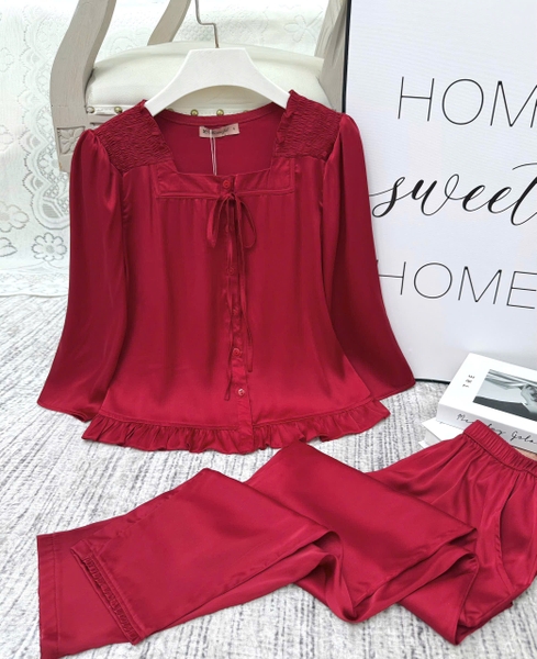 Y807E Lụa Satin tay lỡ  ĐỎ cổ vuông vai chun