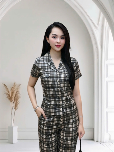 Y727B Lụa Mango quần xuông dài XANH KẺ PJM tay cộc
