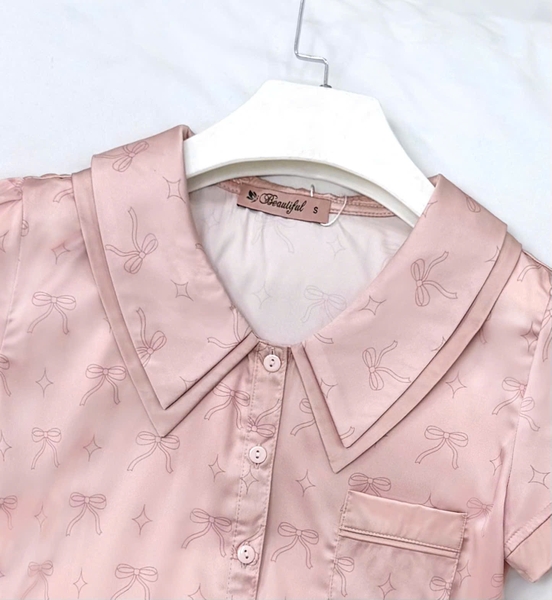 Y699D Lụa satin quần lửng HỒNG hình nơ cổ W 2 tầng