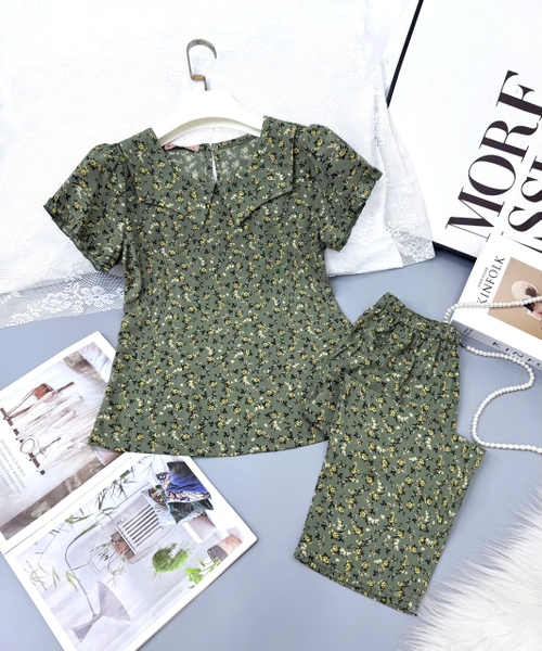 Y724B Lanh quần lửng XANH hoa nhí cổ cánh dơi