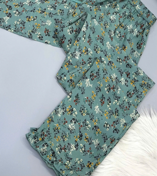 Y741D Lanh quần dài XANH hoa nhí cổ bèo dây