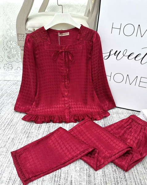 Y829A Lụa Gấm tay lỡ ĐỎ vai chun răng sói cổ vuông