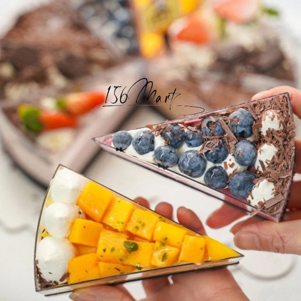 [Set 50c] Ly mousse tam giác đựng bánh lạnh tiramisu, panacotta size 11.7*7.3*4.8cm. Dung tích 160ml