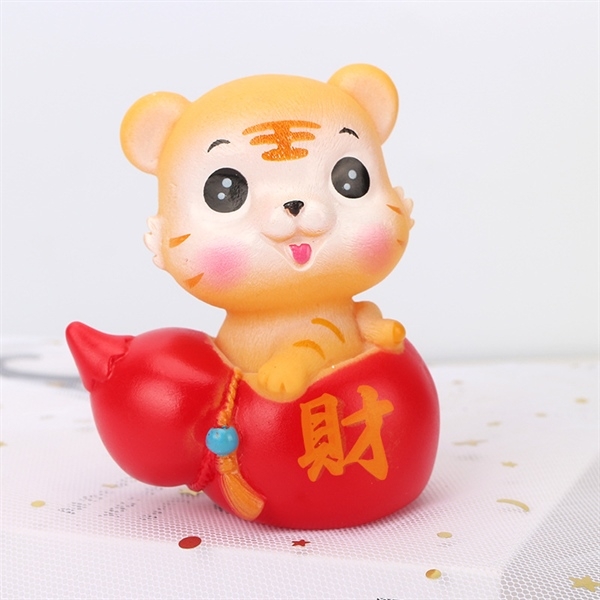 Đồ chơi trang trí Hổ con ngồi hồ lô mở mắt