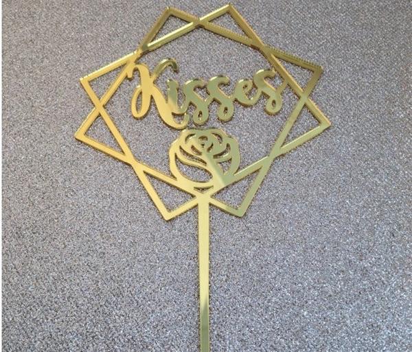 Topper mica Kisses vàng