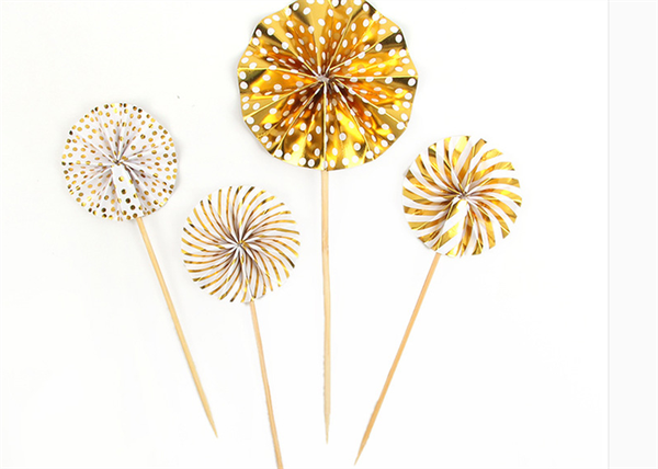 Que cắm quạt vàng(4 que)