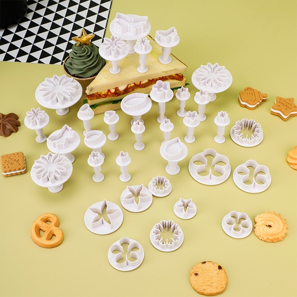 Set khuôn nhấn bánh màu TRẮNG 68 chi tiết (set)