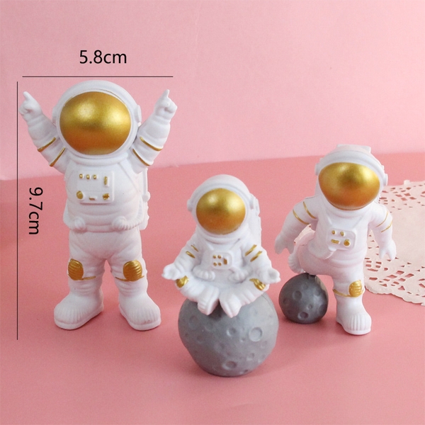 Đồ chơi set 3 phi hành gia VÀNG - NHỰA