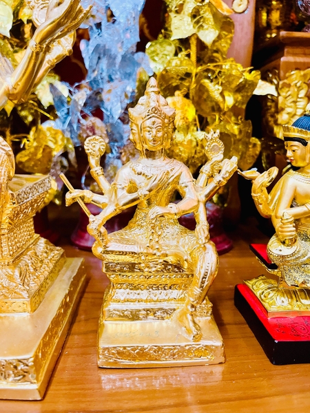 Tượng phật tứ diện