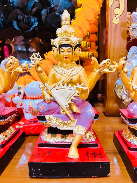 Tượng phật tứ diện