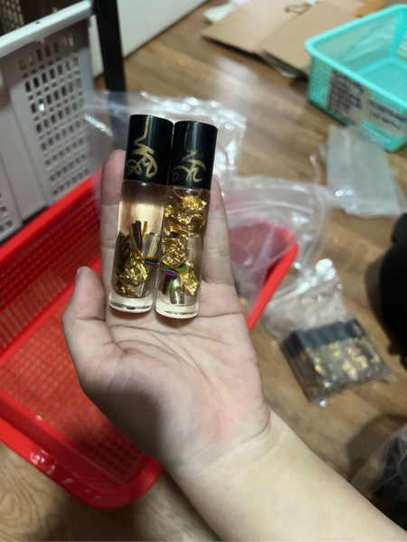 Dầu bôi hình Lersi Kreng Krai
