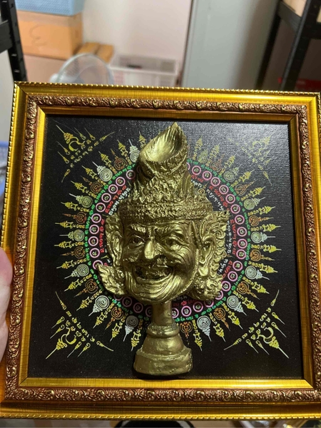 Khung tranh phép sư thầy