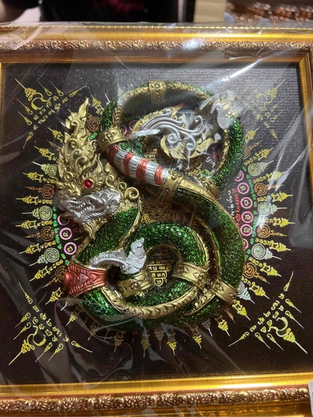 Khung tranh phép sư thầy