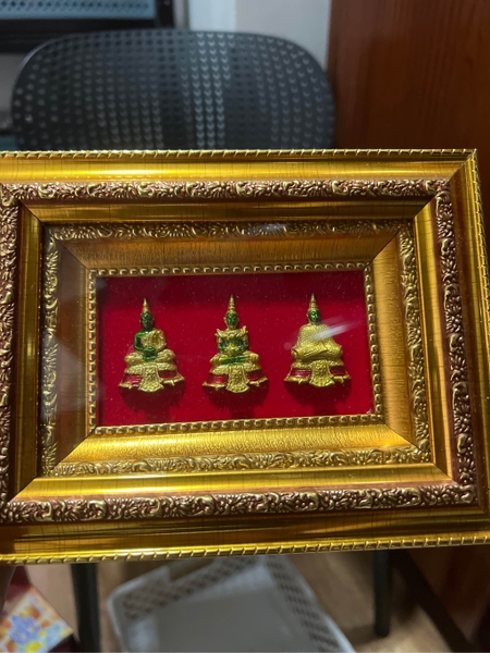 Khung tranh phép sư thầy