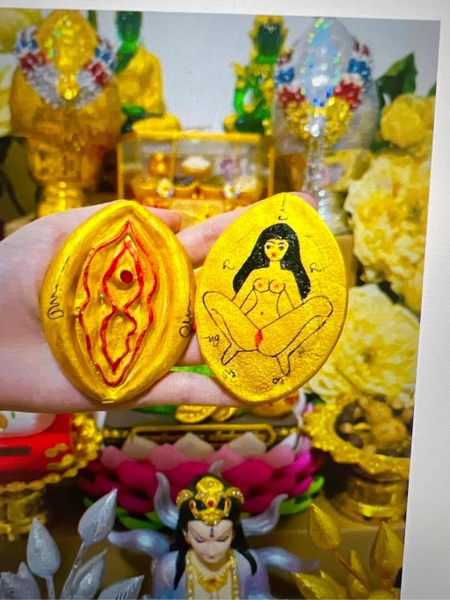 Amulet giá rẻ