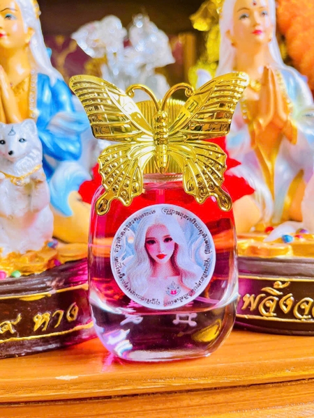 Nước hoa hồ ly cánh bướm