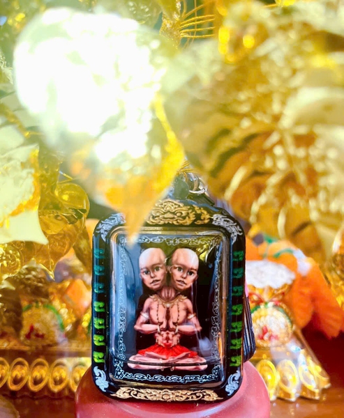Amulet kuman 2 đầu