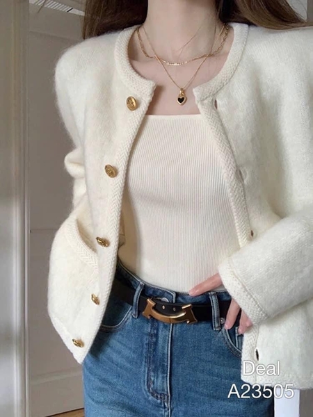 Áo khoác cardigan len trắng khuy vàng 2 túi
