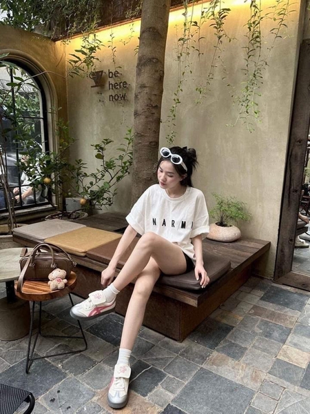 Giày thể thao Stay With Me 3 màu hồng, đỏ, trắng đen