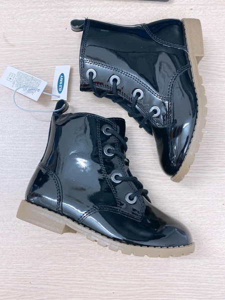 Boots đen Old Navy da bóng cho bé gái