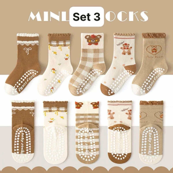 Set 5 đôi tất chống trơn trượt 10 mẫu cho bé trai, bé gái
