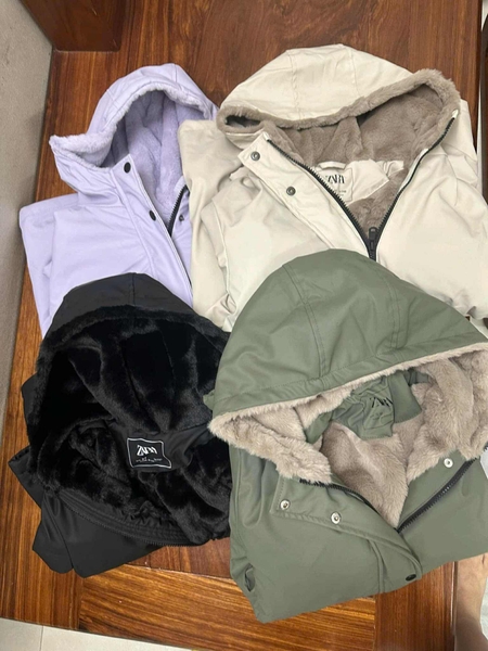 Áo khoác raincoat Zara lót lông 4 màu rêu, đen, be, tím