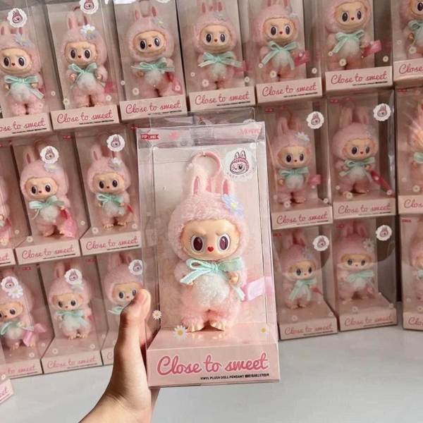 Móc khóa Labubu hoa hồng size 17cm