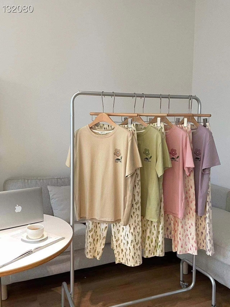Bộ áo họa tiết hoa cộc tay quần dài mặc nhà hãng Motie 4 màu be, tím, hồng, xanh cho nữ