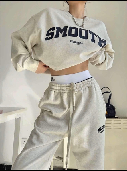 Bộ nỉ dài tay Smooth màu ghi sáng cho nữ