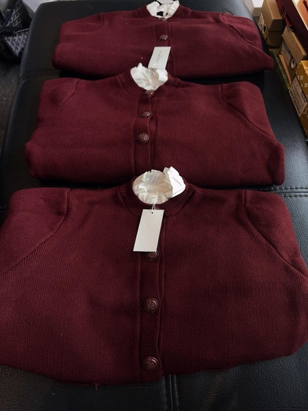 Áo len cardigan Sandro đỏ rượu vang mix cổ viền bèo trắng
