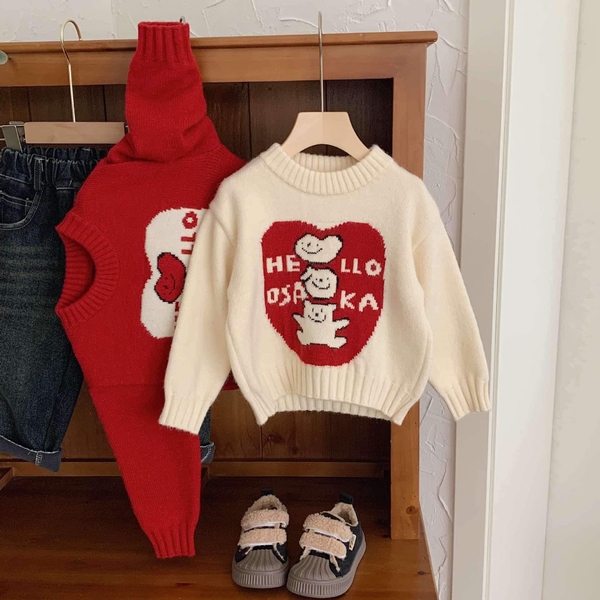 Áo len cổ tròn Hello Osaka 2 màu kem, đỏ