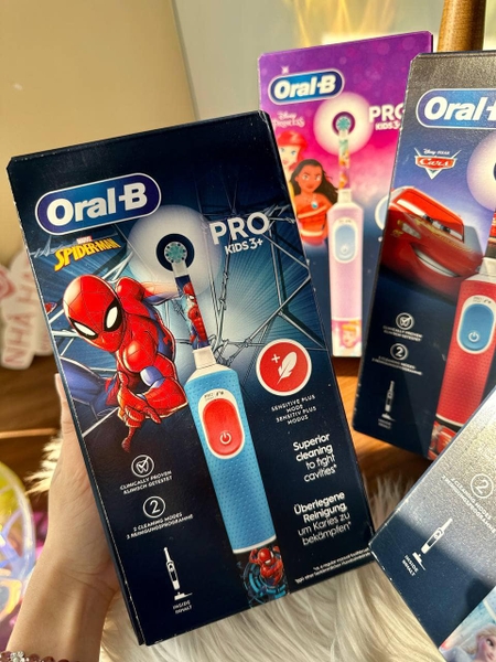 Bàn chải điện Oral B Pro cho bé (mẫu mới)