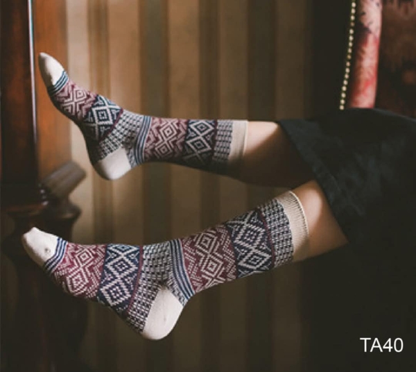 Tất thổ cẩm cao cổ Heatech Uniqlo cho nam, nữ