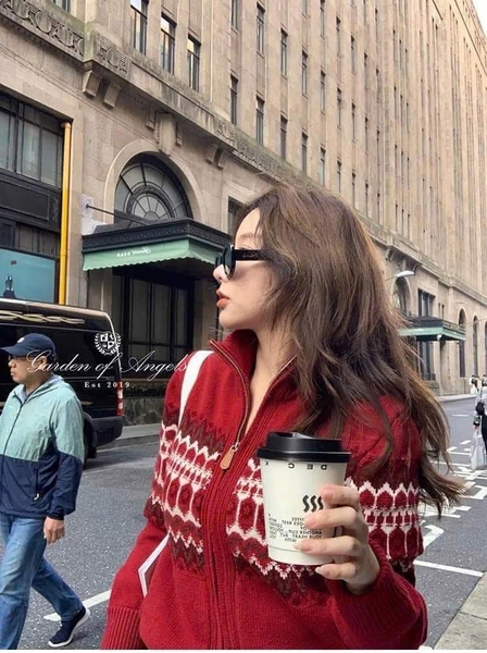 Áo cardigan Loro len thổ cẩm màu đỏ cho nữ