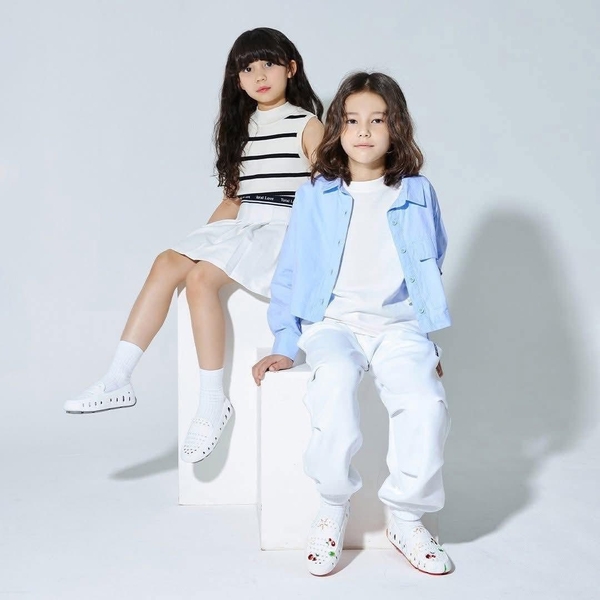 Giày nhựa Floafers kids màu trơn 10 màu full box