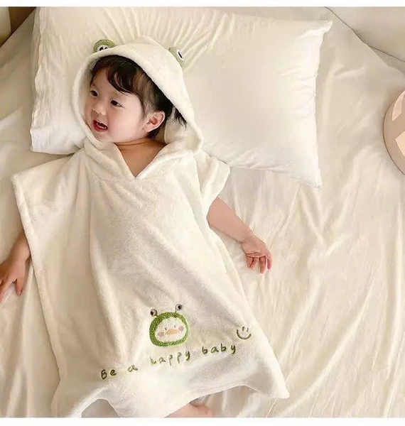 Áo choàng tắm mẫu ếch, gấu cho bé