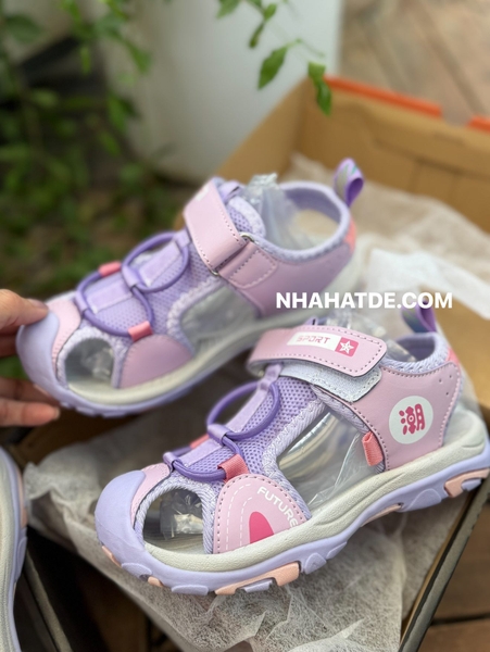 Sandal Future bít mũi chân 3 màu cho bé