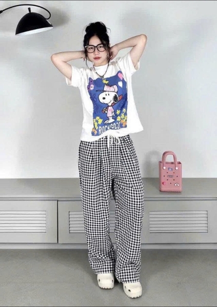 Áo phông cotton cộc tay trắng Snoopy Rockcoco xanh biển