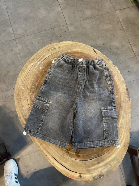 Quần sooc jean lửng Zara túi hộp bé trai dây rút 2 màu xanh, đen