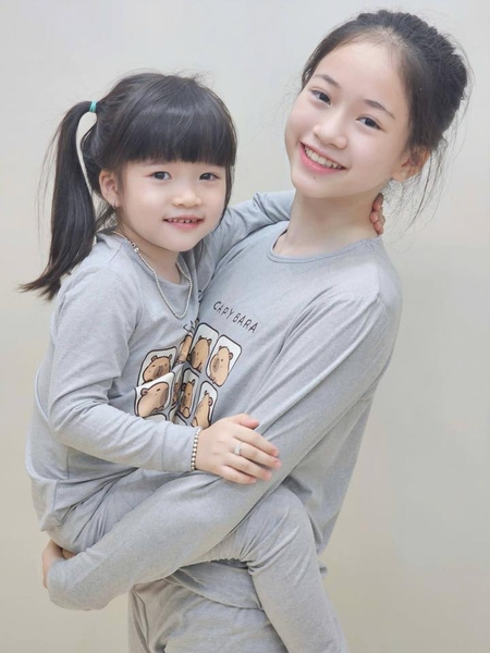 Bộ cotton dài tay Beemon 4 mẫu Melody hồng, Pochacco be, xanh, Capybara xám