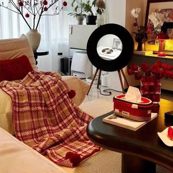 Chăn len kẻ đỏ kích thước 116*160cm