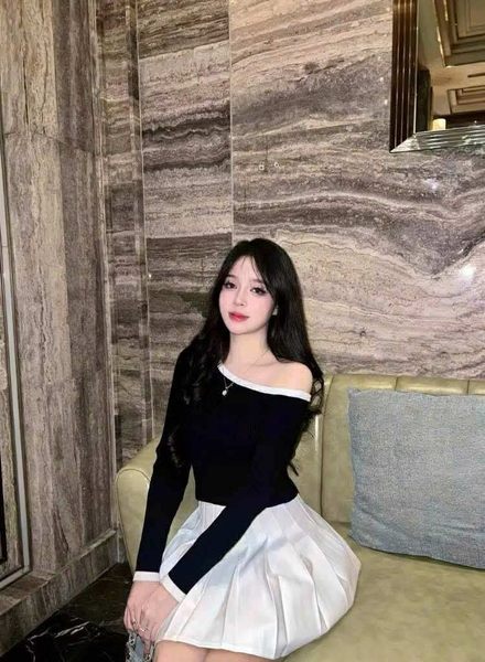 Áo len dài tay lệch vài Zara 3 màu đen, trắng, hồng