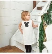 Váy tweed H&M mỏng sát nách trắng kem có nơ đen